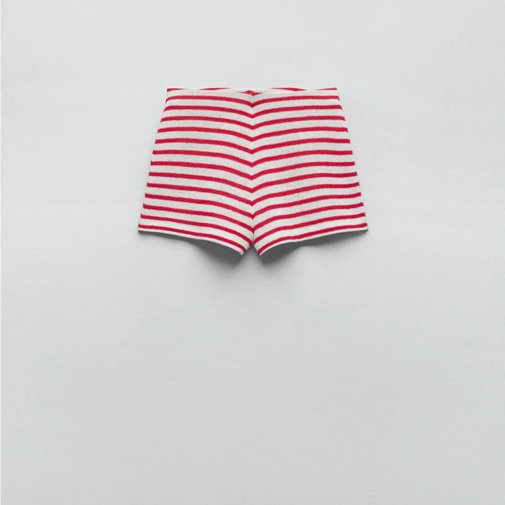 STRIPED RUSTIC SHORTS - Picture 1 of 1